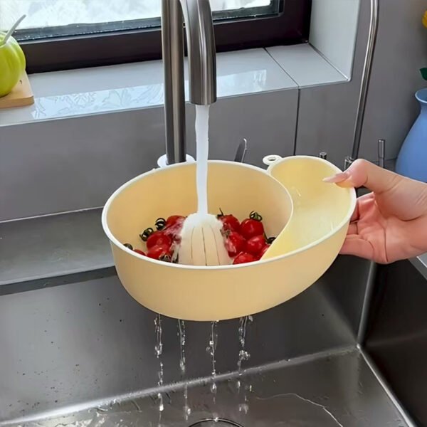 558505828 Rotating Snail Fruit & Veggie Washer