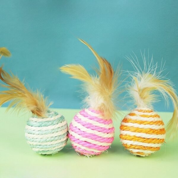 555378214 Feathered Sisal Cat Scratching Ball
