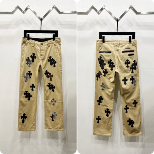 565972772 Cross leather label jeans